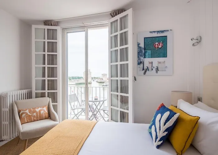Tour De Nesle La Rochelle Vieux Port 3 Etoiles Hotel