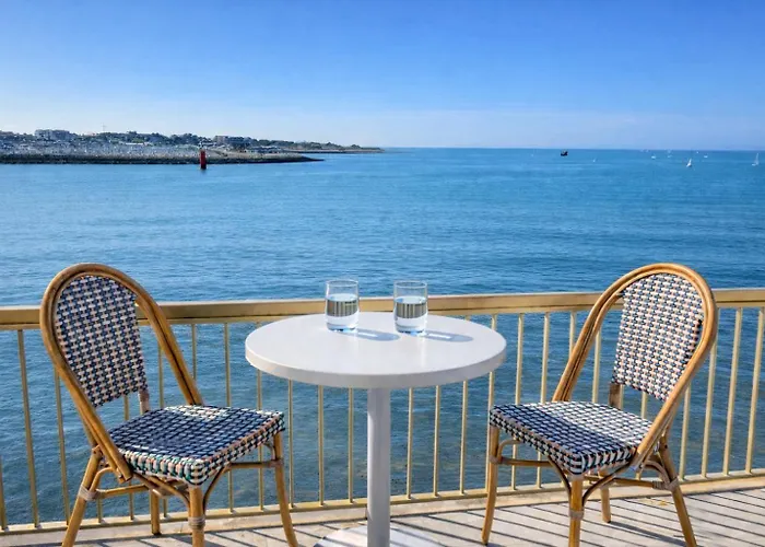 Hotel Les Brises - Reouverture Ete 2026 La Rochelle 